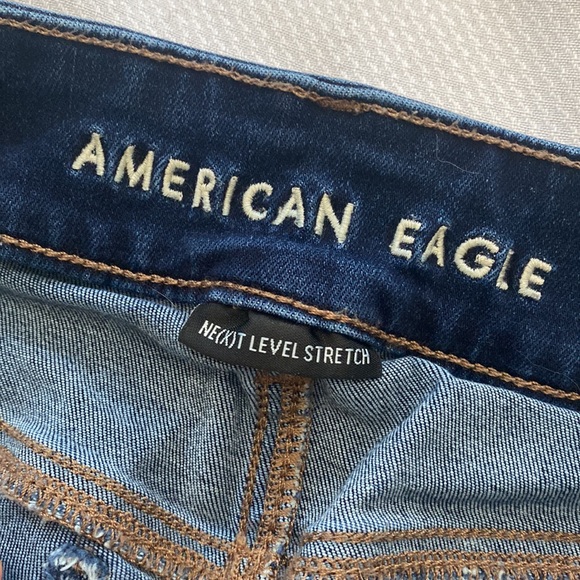 American Eagle Artist Crop Jeans - Picture 3 of 4